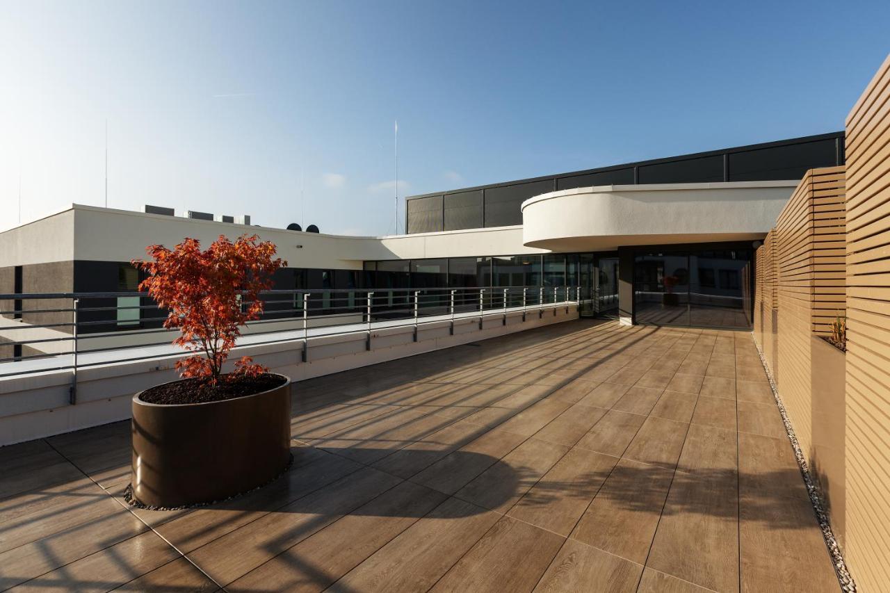 Holiday Inn - The Niu, Mesh Stuttgart Messe By Ihg Luaran gambar